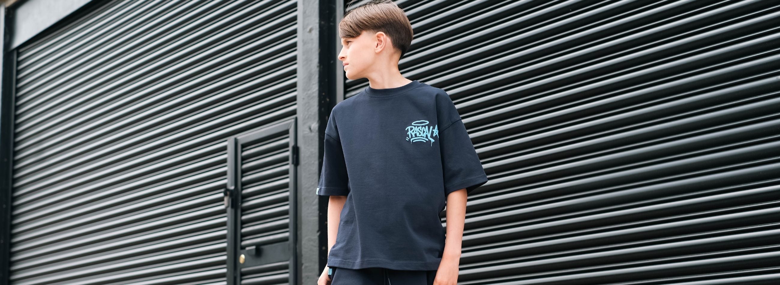 OVERSIZED T-SHIRTS