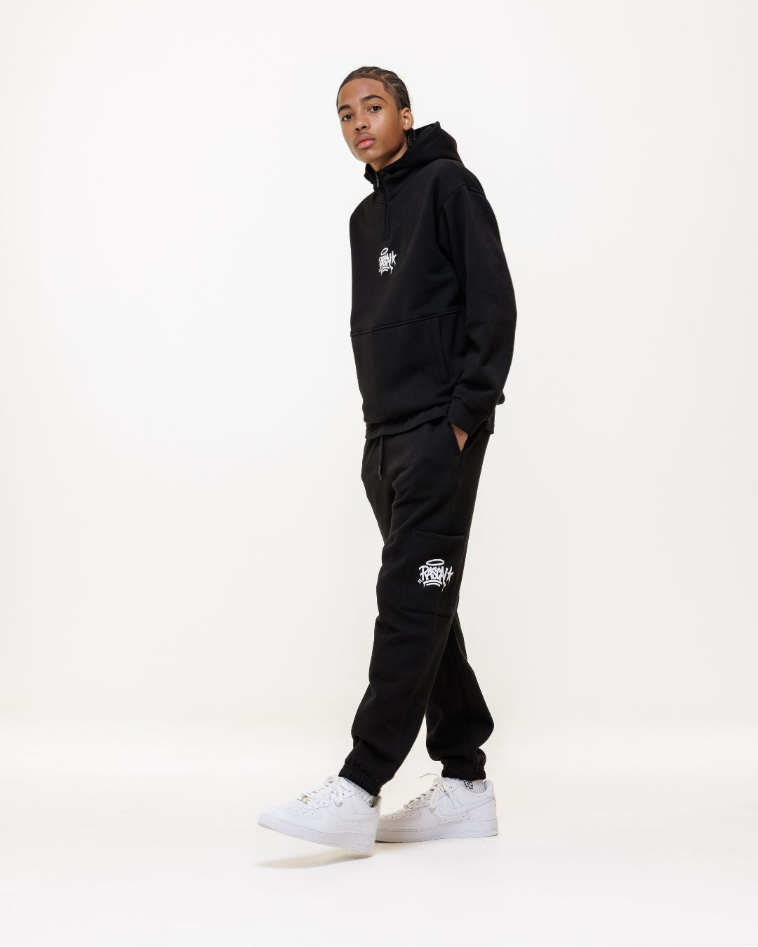 WHO ELSE Joggers - Black