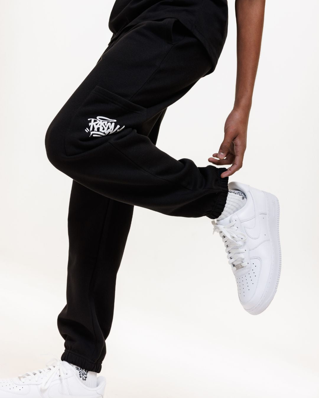 WHO ELSE Joggers - Black