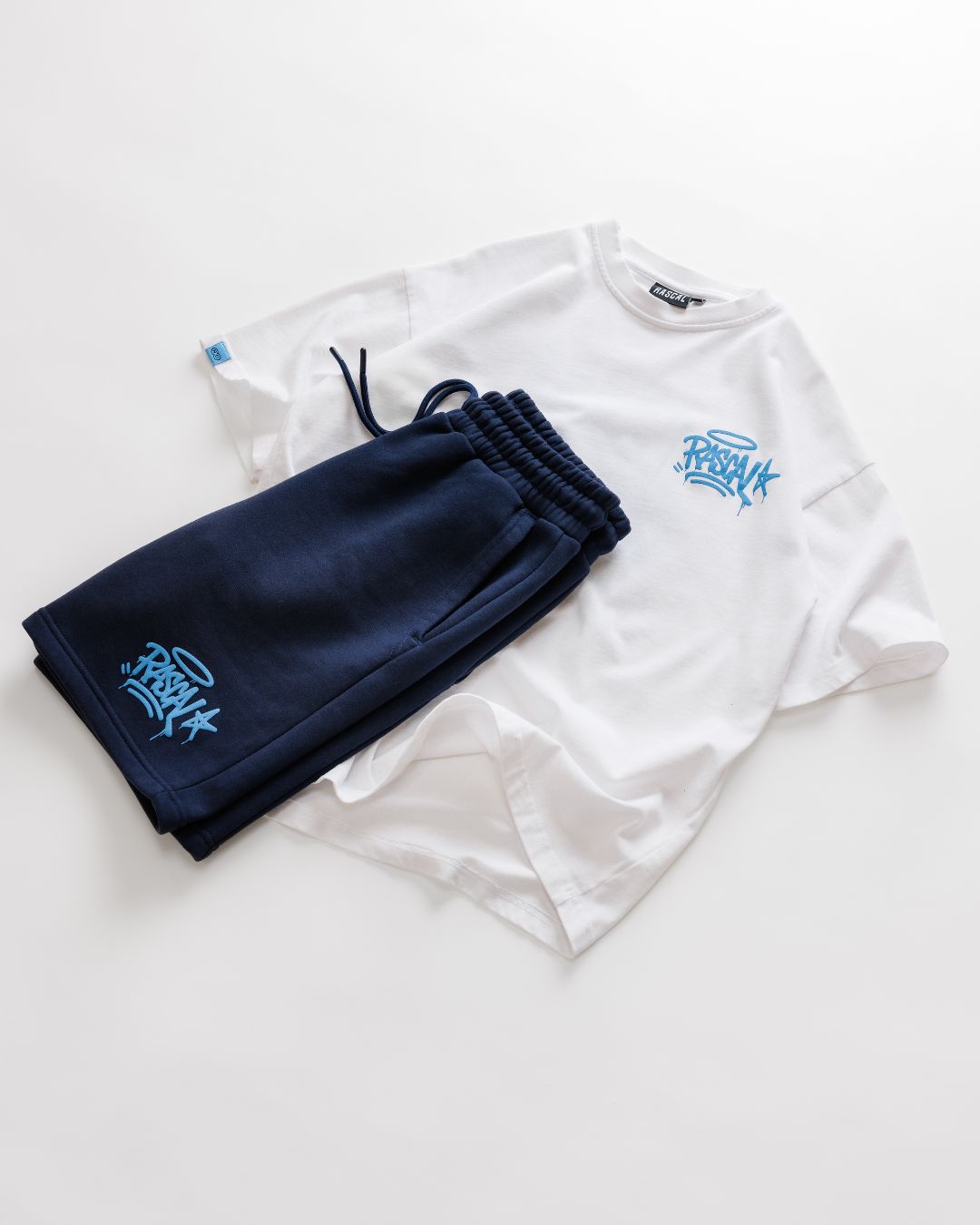 WHO ELSE Shorts - Navy