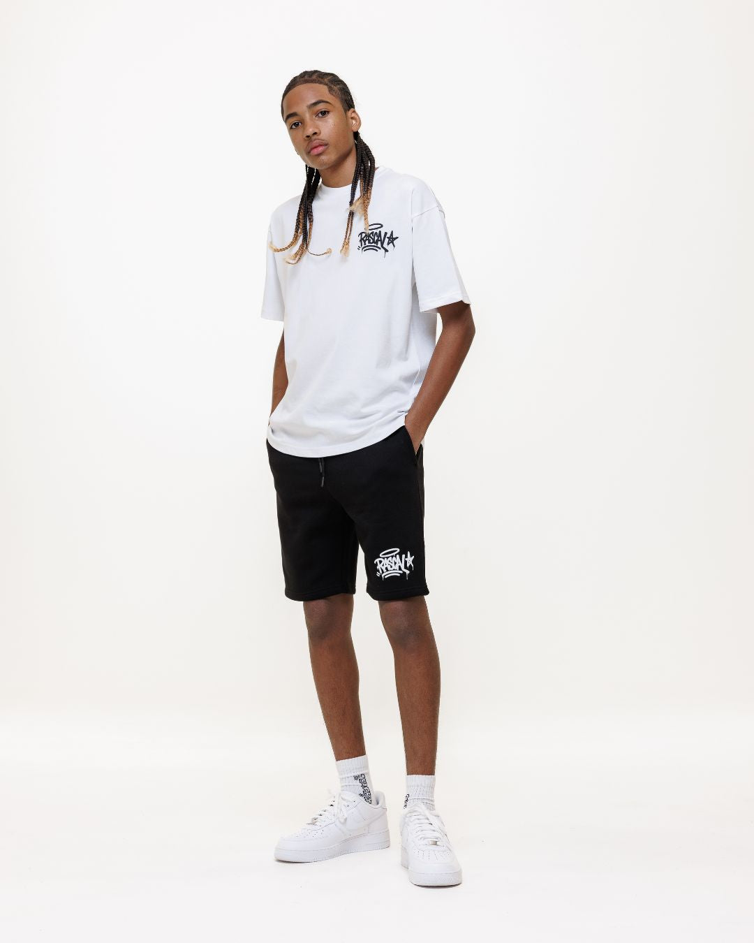 WHO ELSE T-Shirt - White / Black