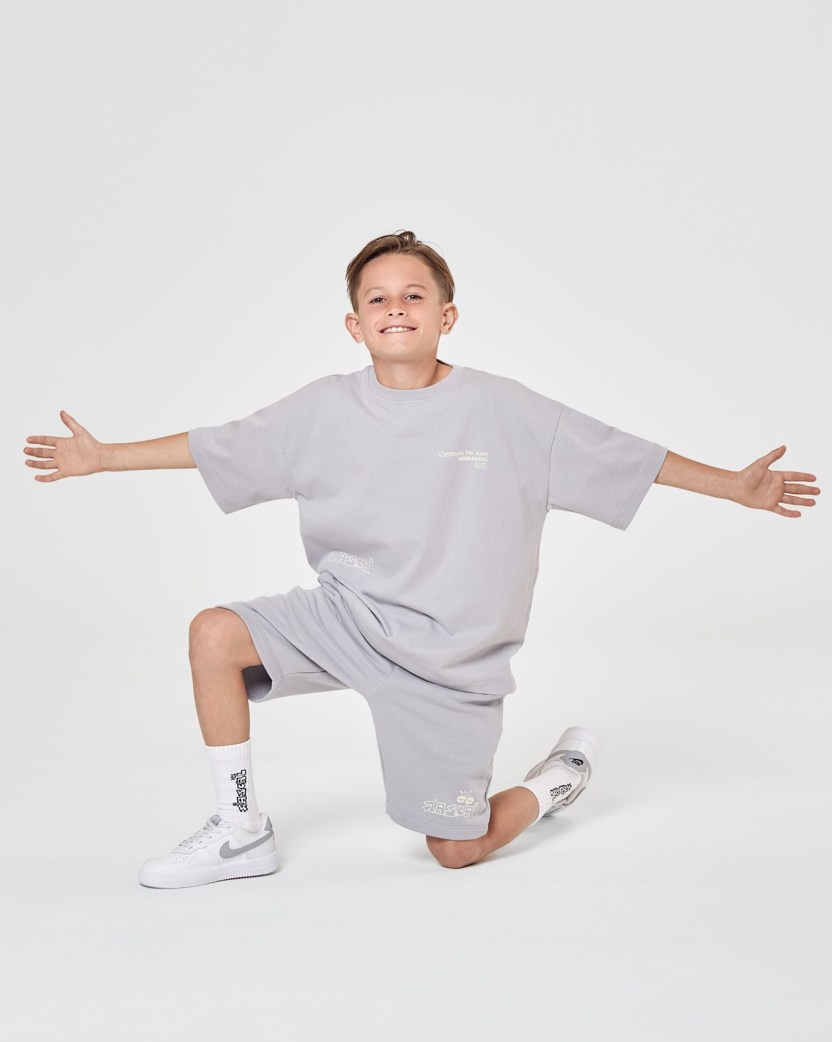 Good Vibes Shorts - Grey