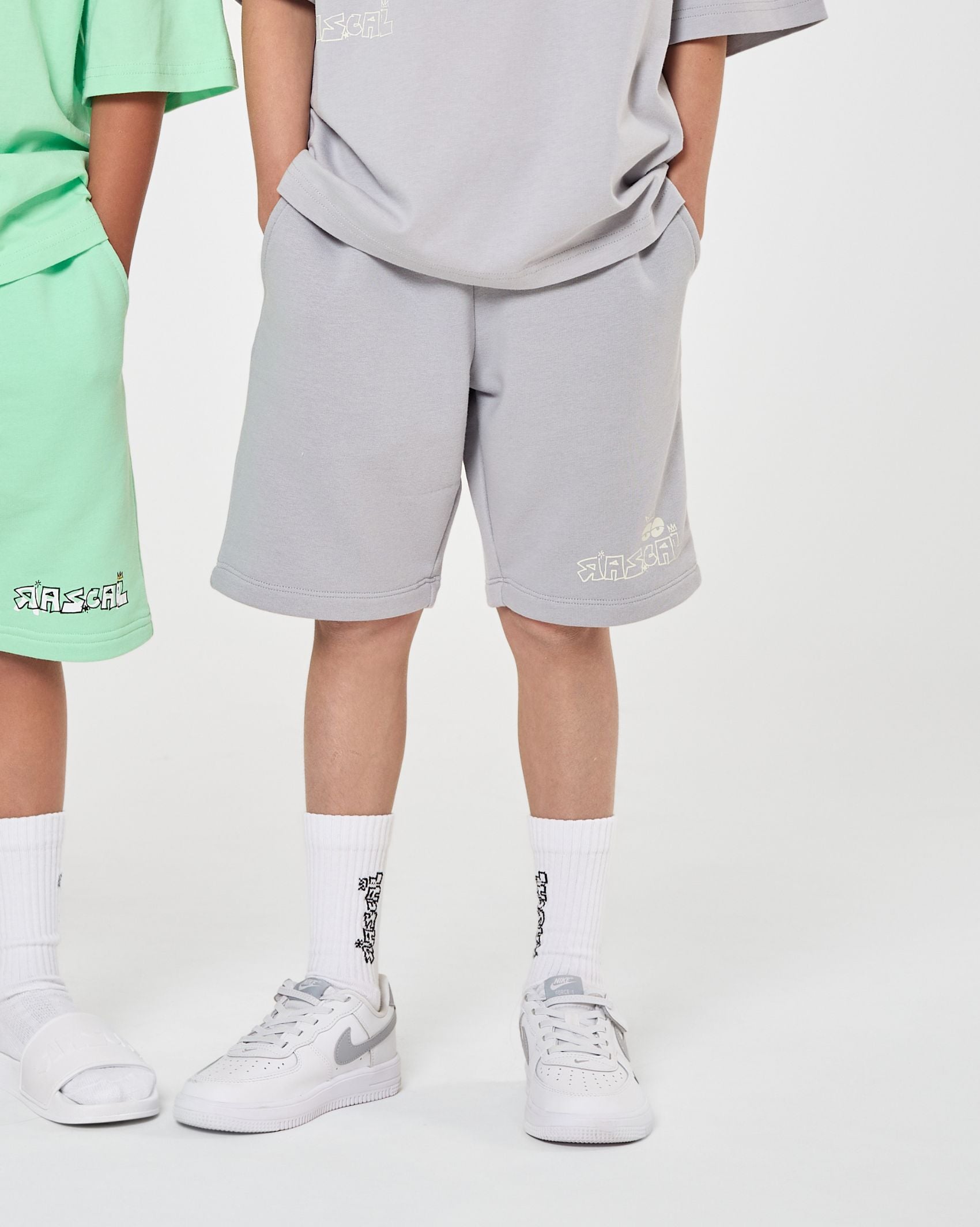 Good Vibes Shorts - Grey