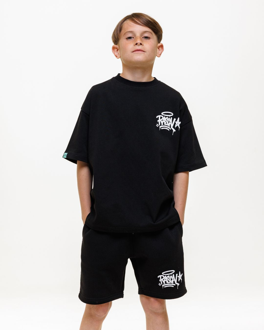 WHO ELSE Shorts - Black