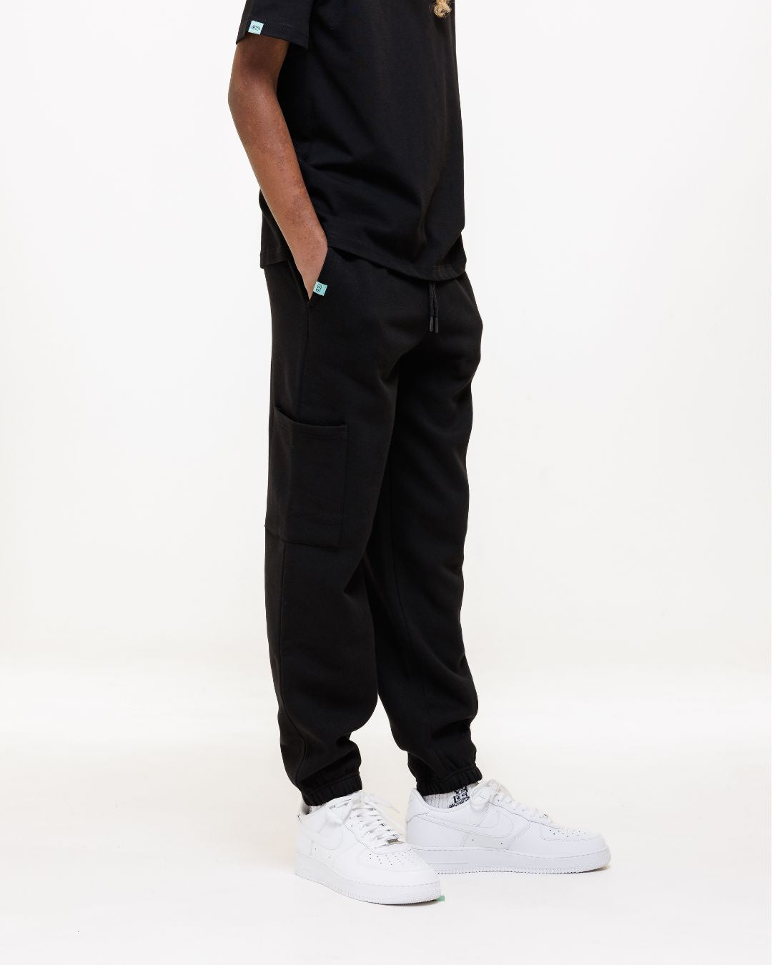 WHO ELSE Joggers - Black
