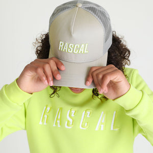 Rascal Italic Logo Trucker | Grey White